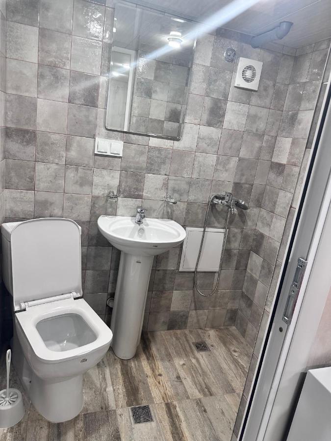 Mandarin Hotel Jerevan Eksteriør billede